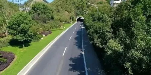四好農村路丨從經濟通道變身文化長廊，建德這條隧道厲害了